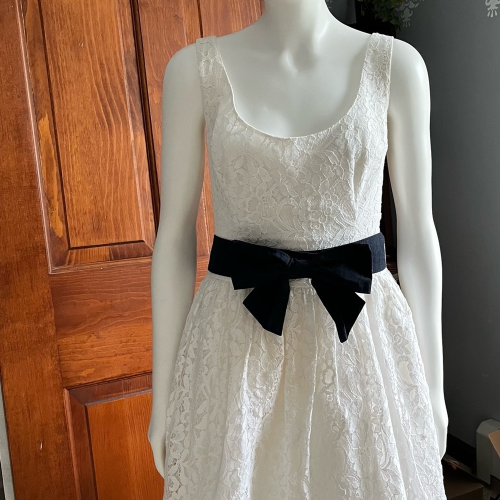 EUC Hollister White Lace Dress M